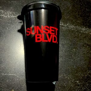 Sunset Bouelvard Broadway Cup